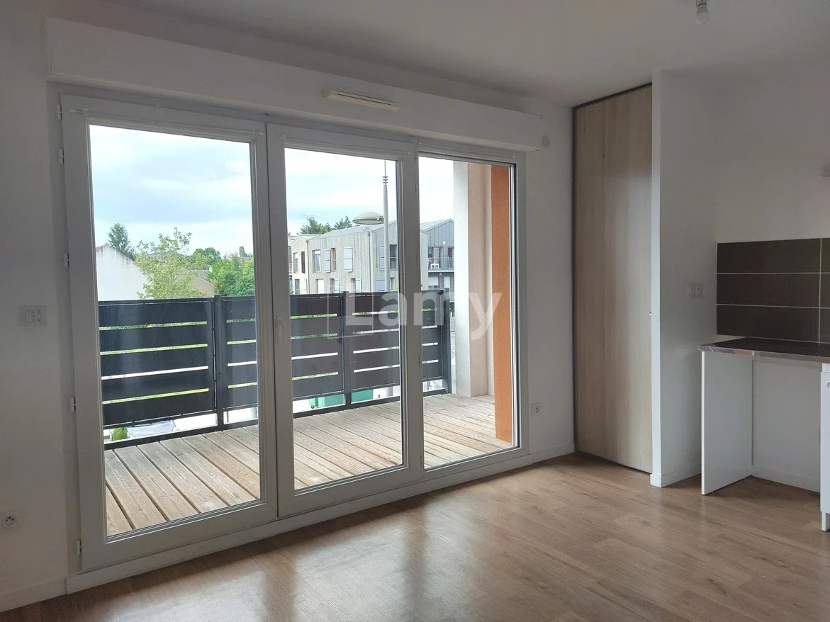 Appartement Rue du Docteur Guy Civil à Orléans