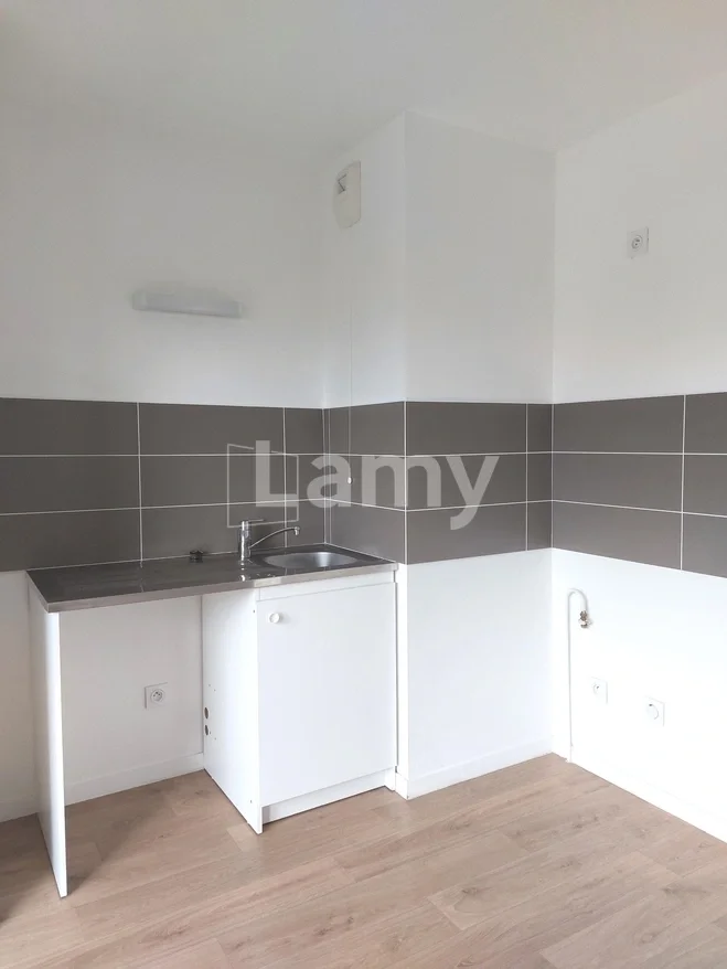 Appartement Rue du Docteur Guy Civil à Orléans
