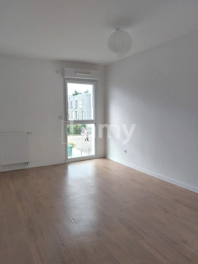 Appartement Rue du Docteur Guy Civil à Orléans