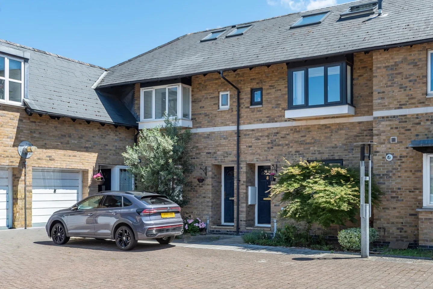 House Magellan Place in Greater London