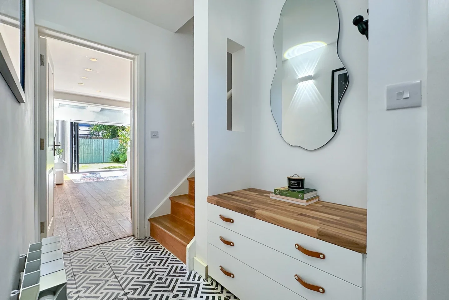 House Magellan Place in Greater London