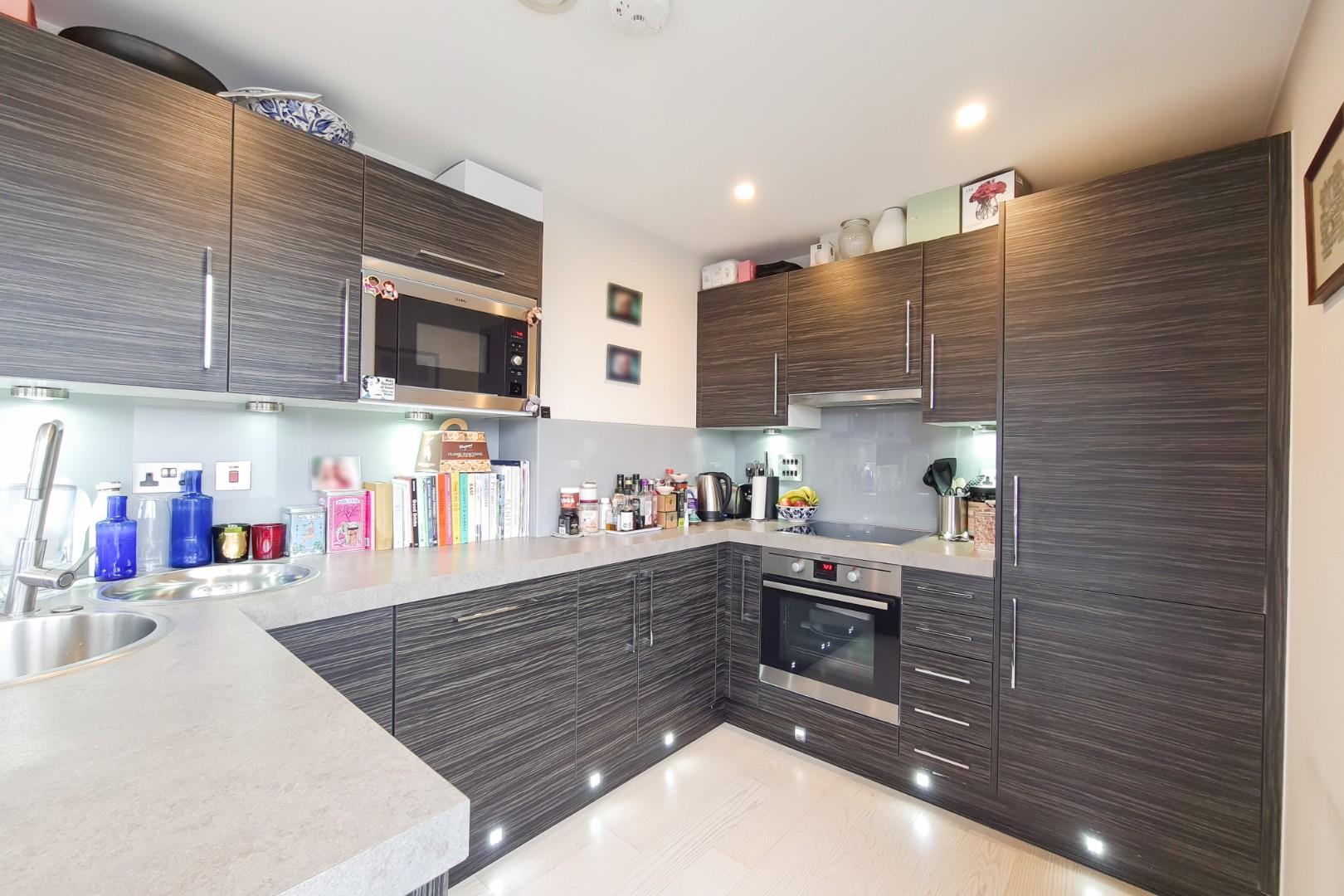 Flat Goswell Road in Greater London