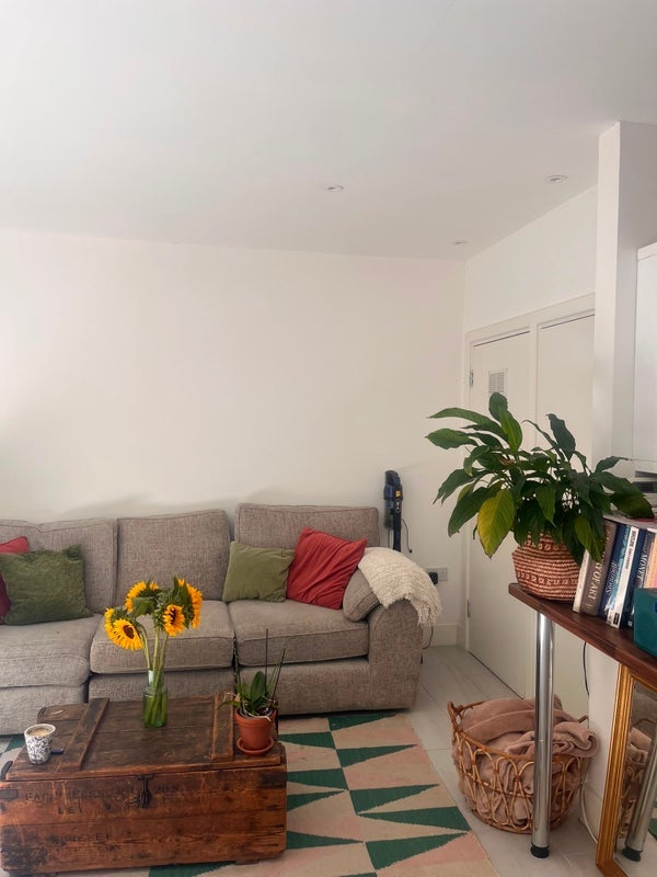 Room Reighton Road in Greater London