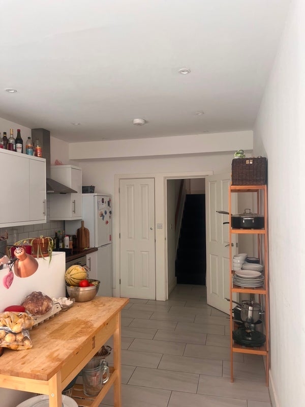 Room Reighton Road in Greater London