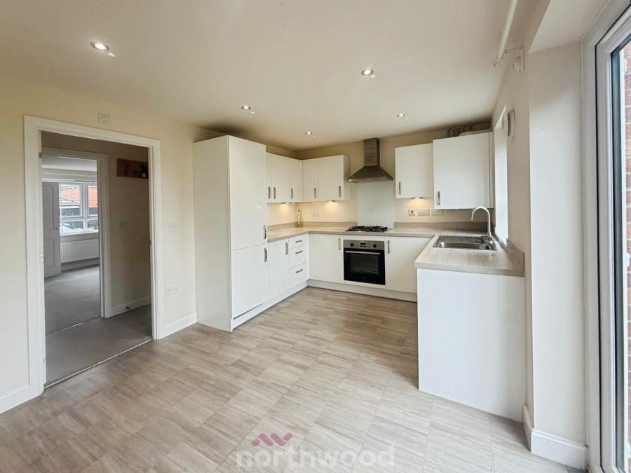 House Farmhouse Drive in Doncaster