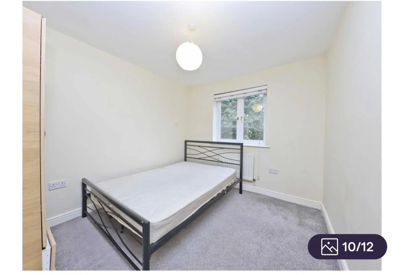 Room Kingston Lane in Greater London