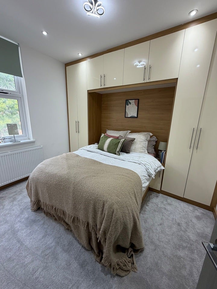 Flat Carshalton Road in Greater London