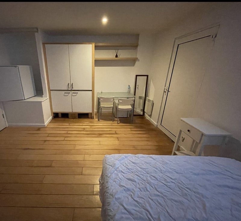Room Palmers Road in Greater London