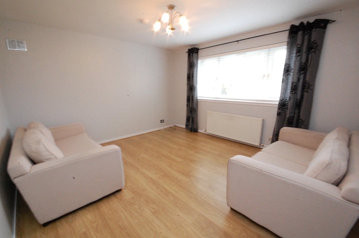 Flat Woodend Crescent in Aberdeen City