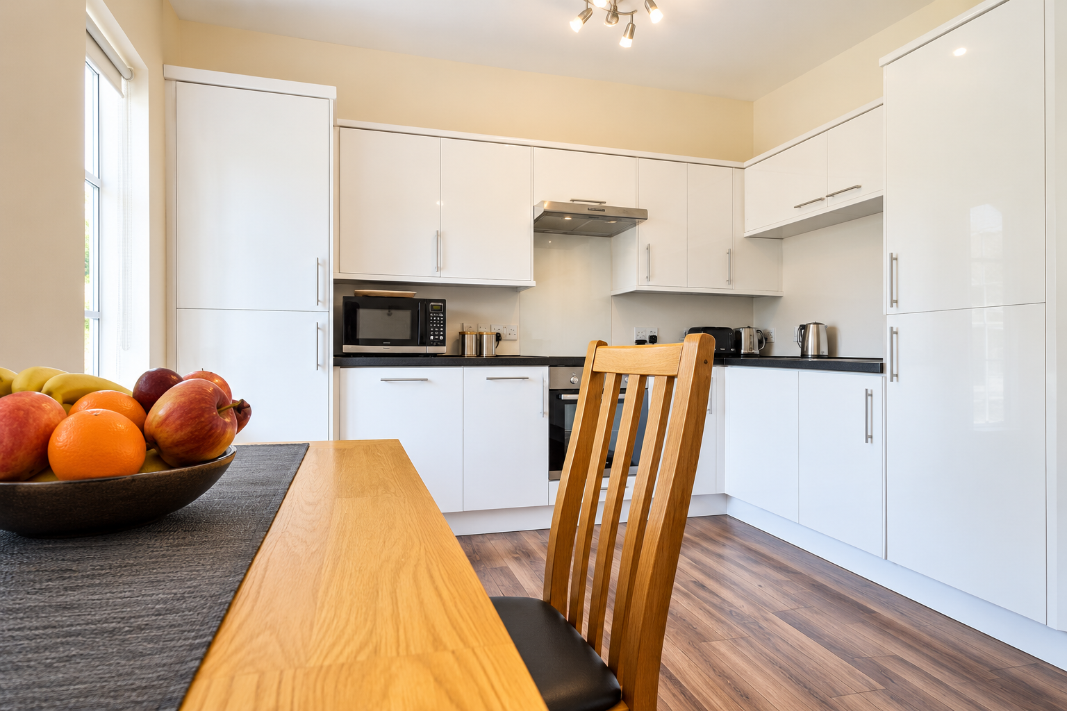 Flat Churchfield Road in Greater London