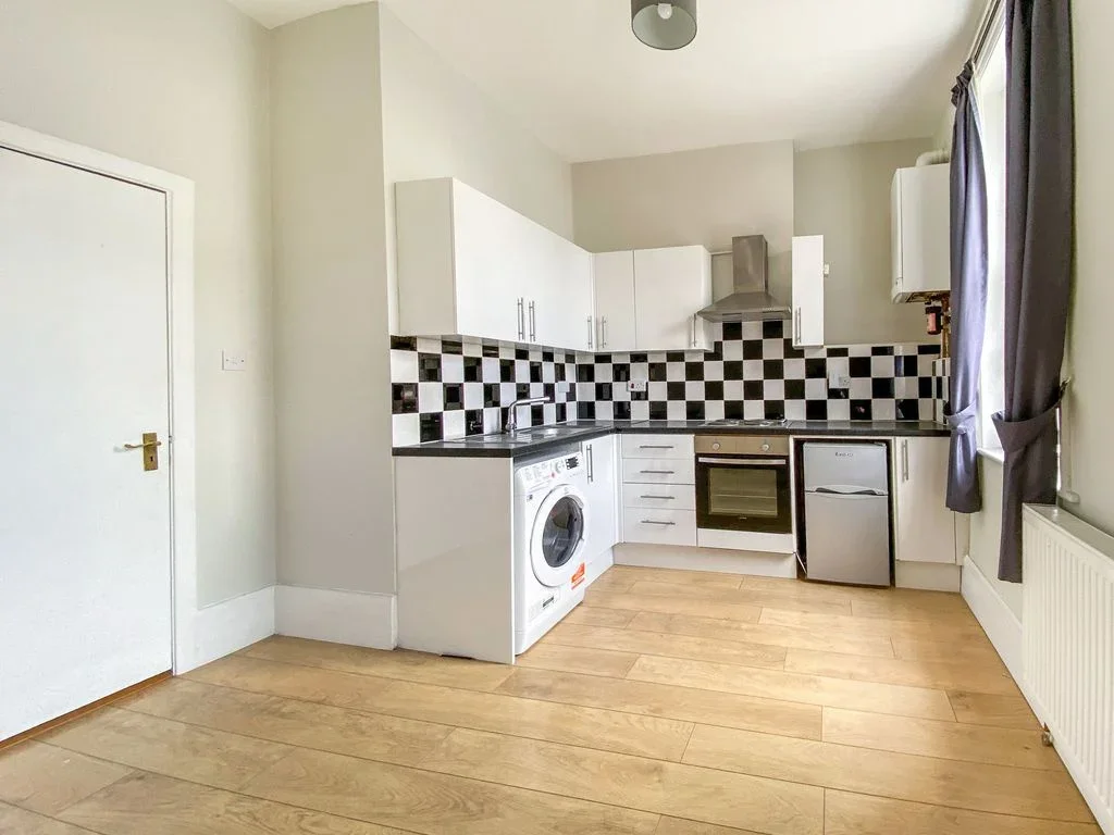 Flat Caledonian Road in Greater London