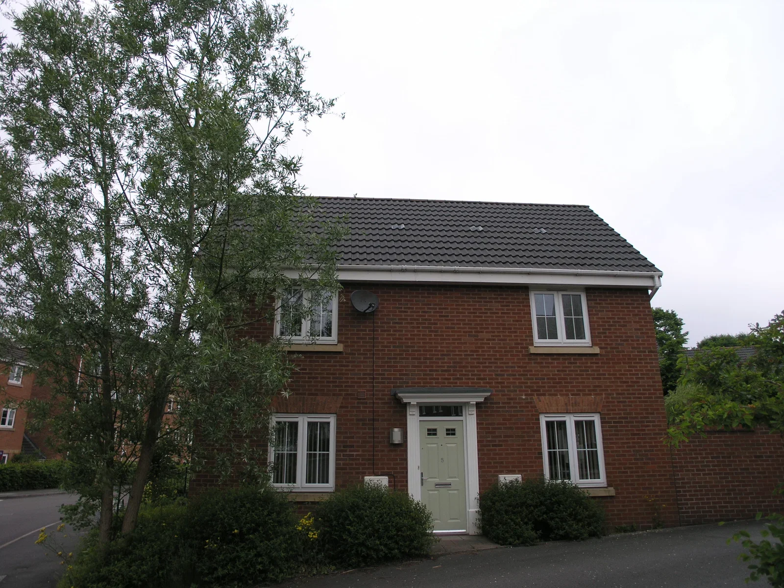 House The Breeze in Brierley Hill