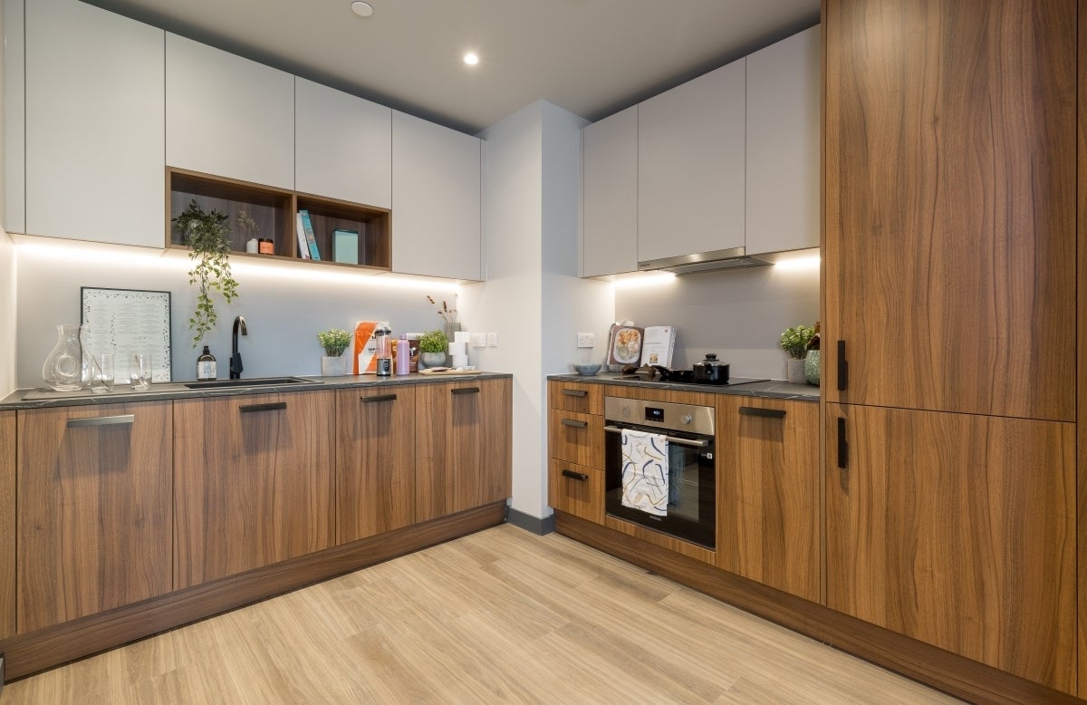 Flat Marshalls Walk in Greater London