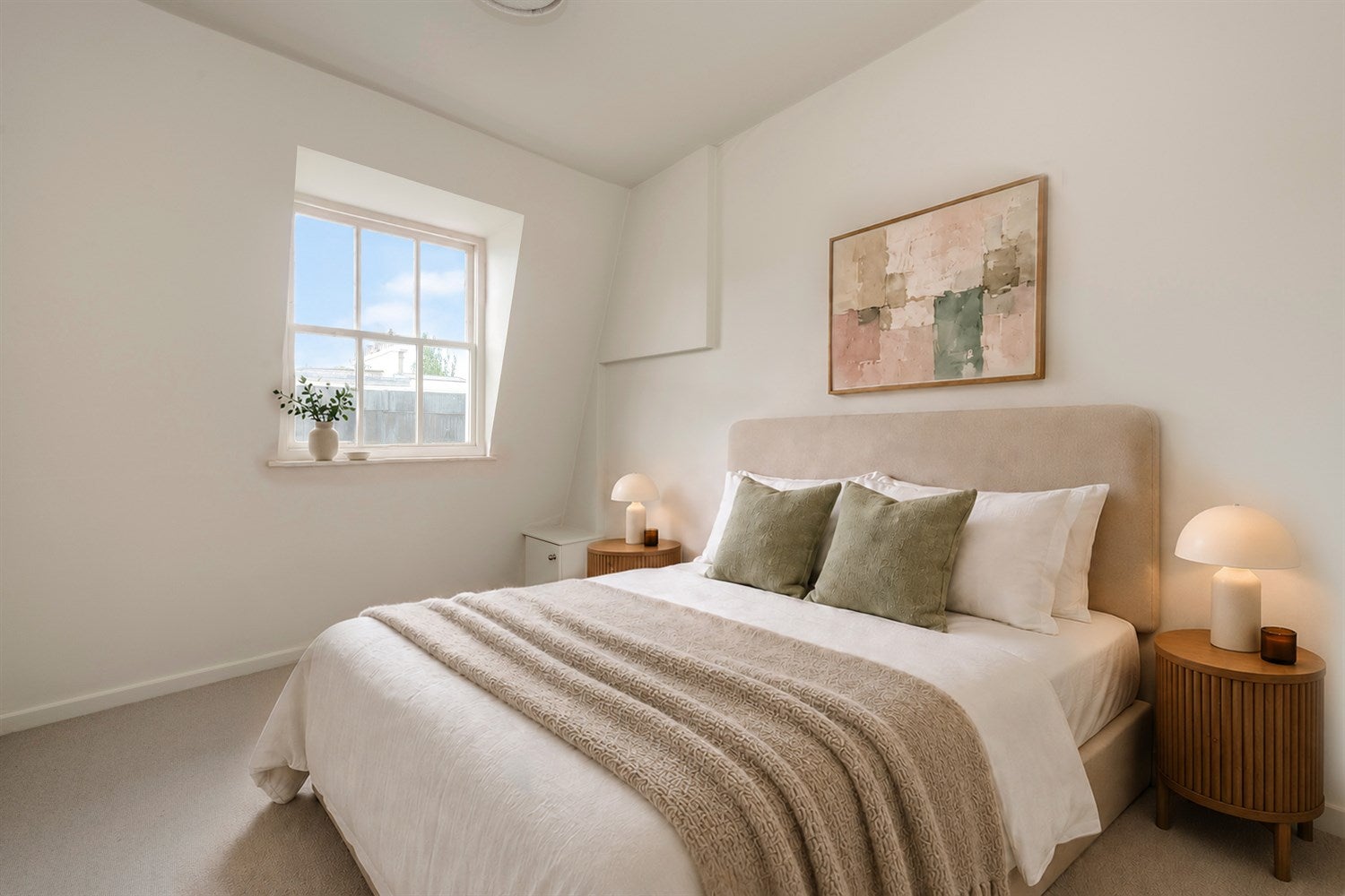 Flat Kensington Park Gardens in Greater London