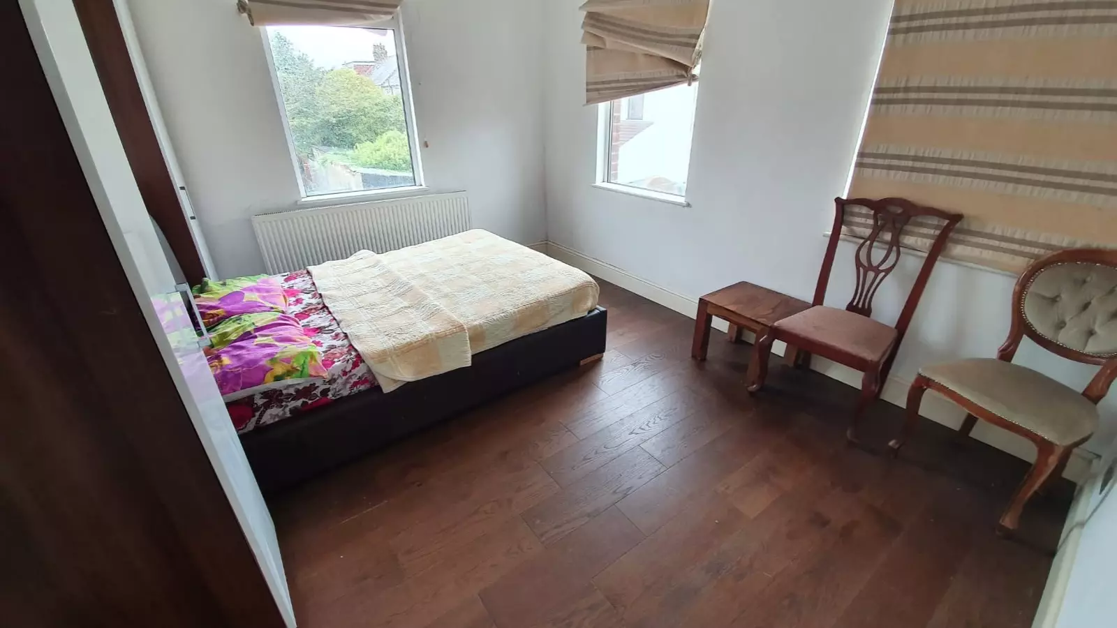 Flat Tenby Road in Greater London