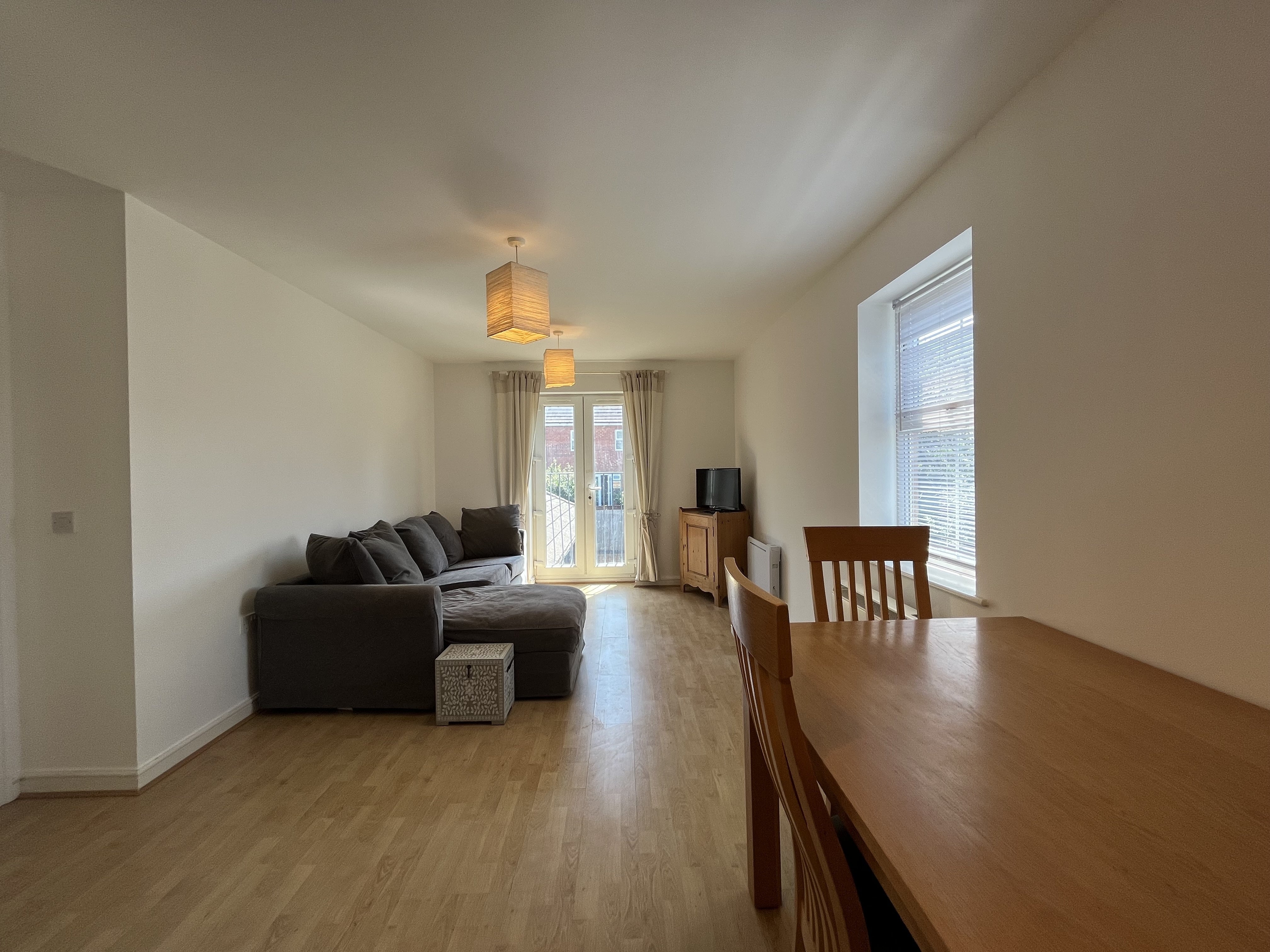 Flat Newbury Close in Corby