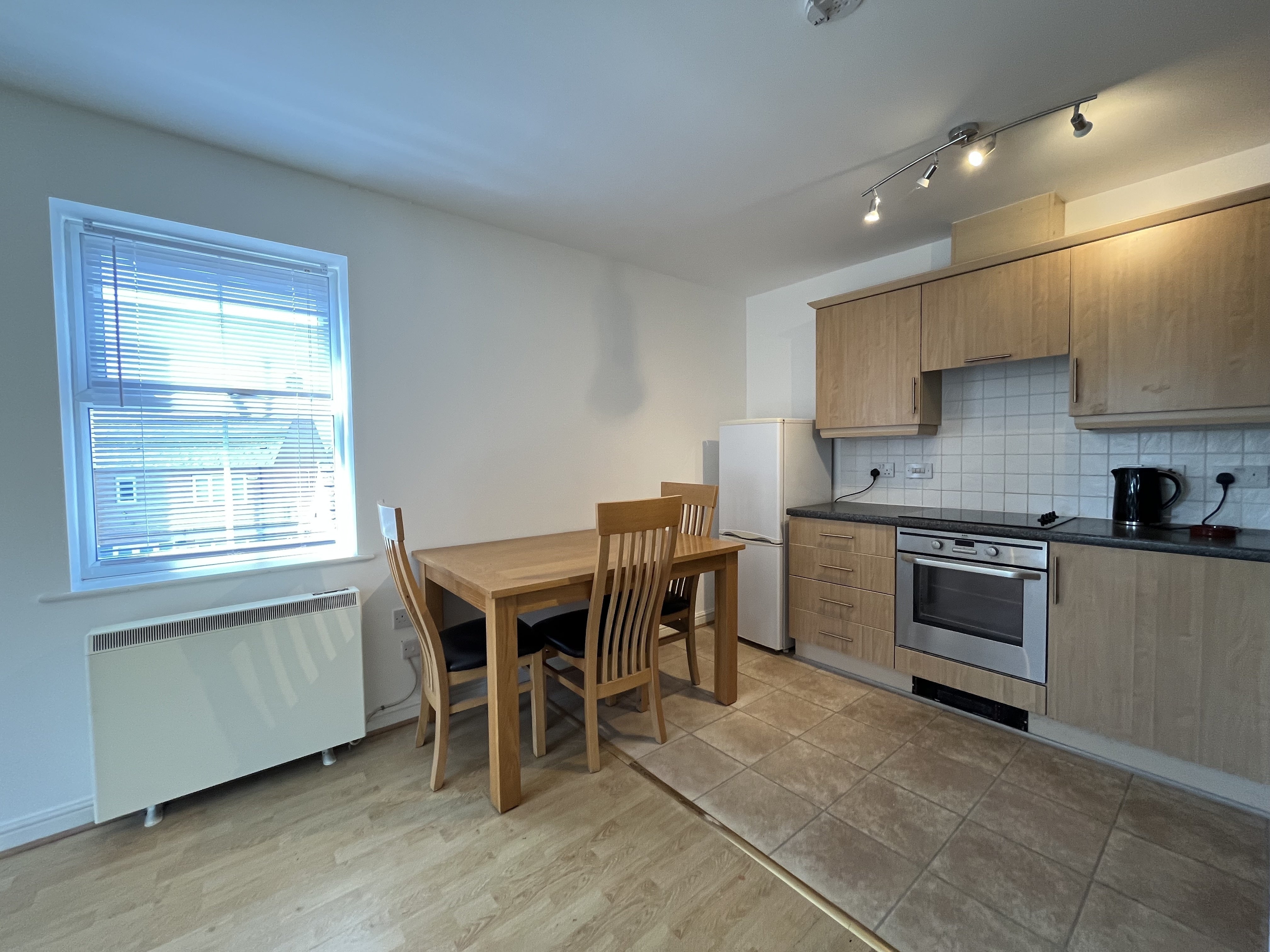 Flat Newbury Close in Corby