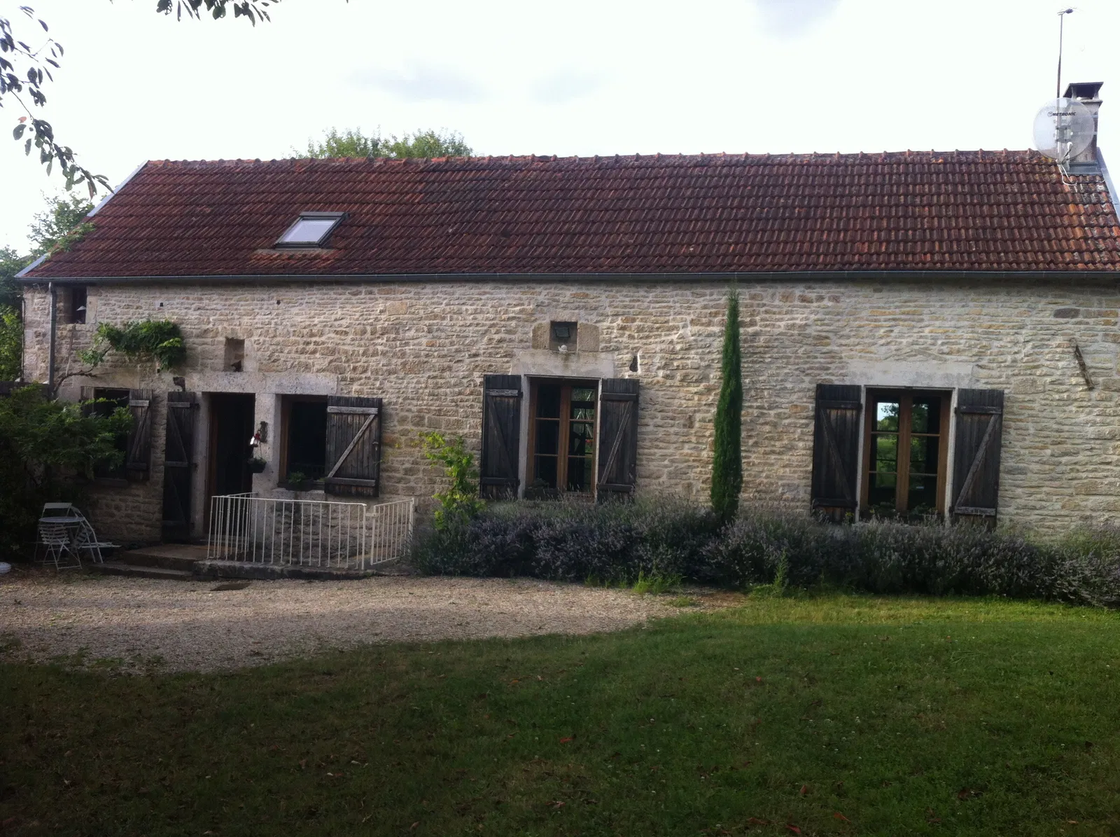 Maison Grande Rue à Jully