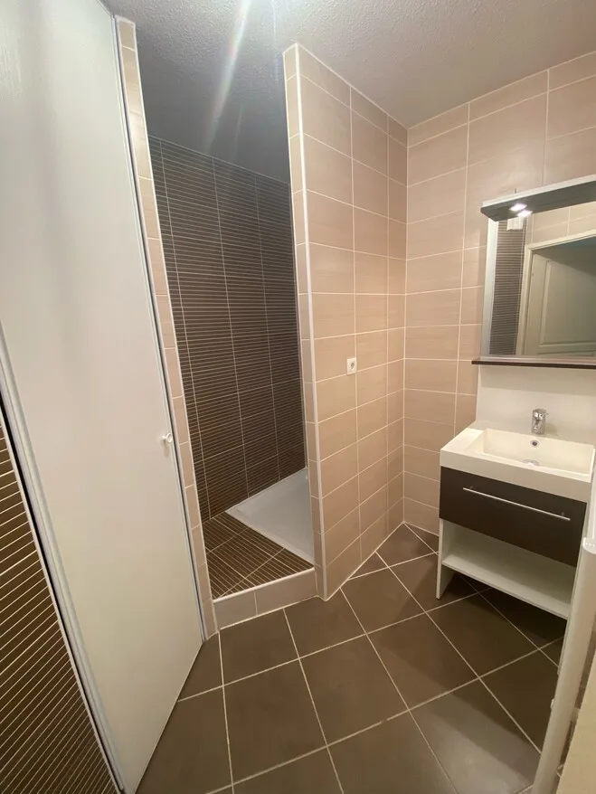 Flat Rue Lucie Aubrac in Eysines
