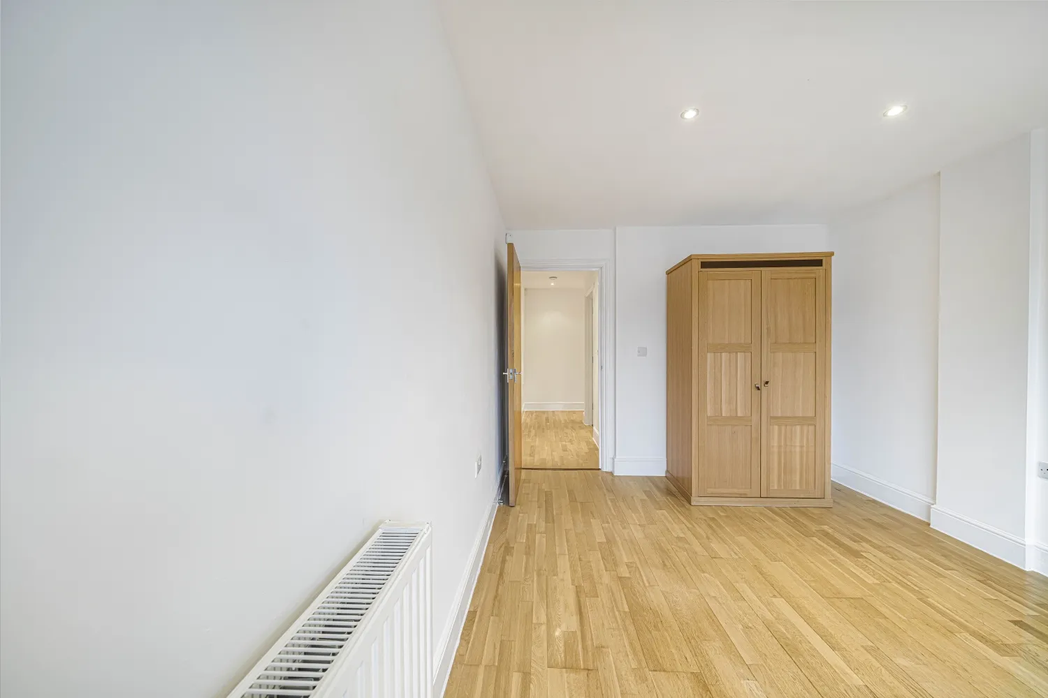 Flat Lee High Road in Greater London