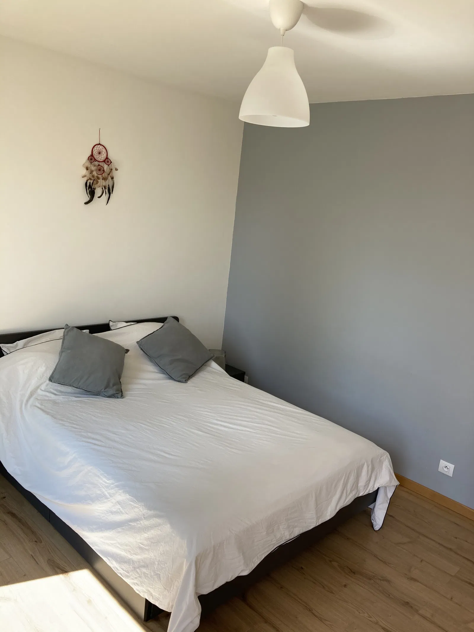 Chambre Chemin des Châtaigniers à Saint-Étienne-de-Fontbellon