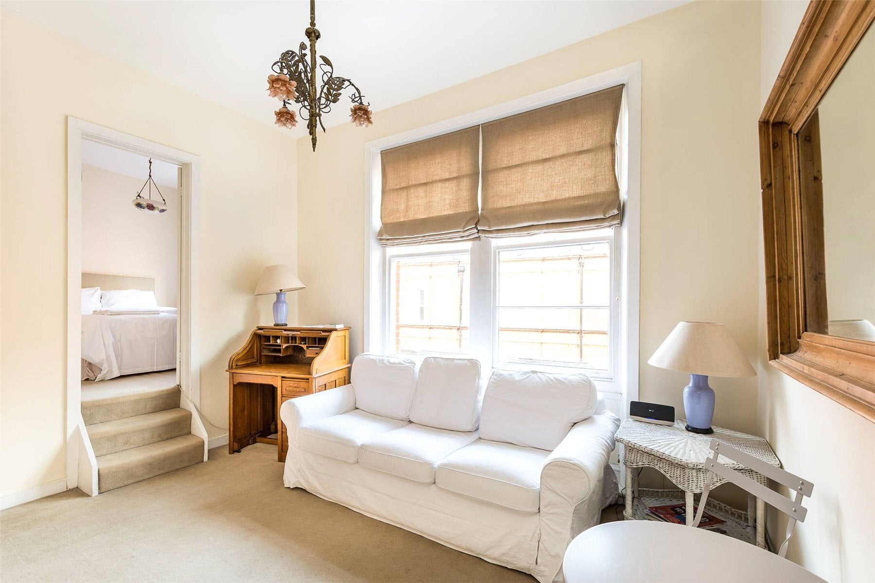 Flat Egerton Gardens in Greater London