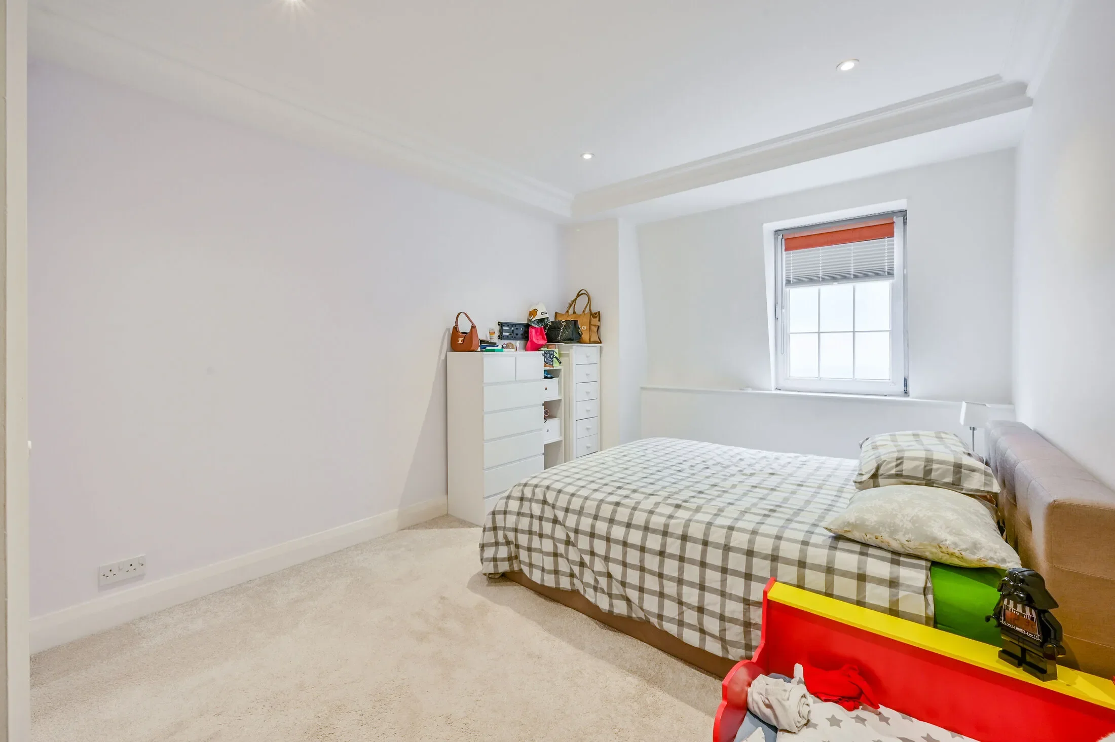 Flat Harewood Avenue in City of Westminster