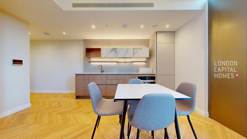 Flat Michael Road in Greater London