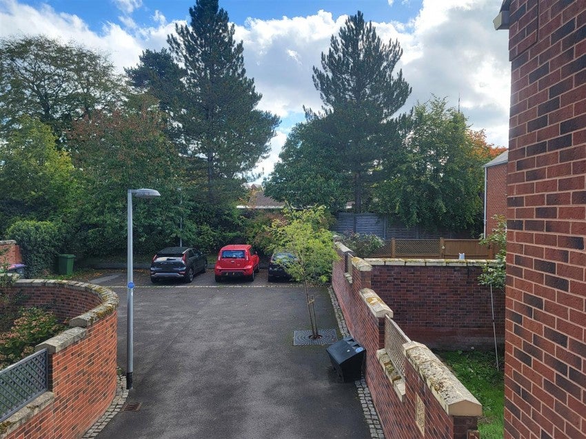 House Glendale in Dawley