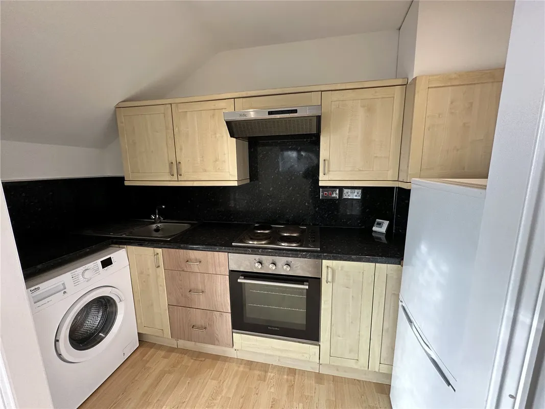 Flat Ridgeway Road in Bristol