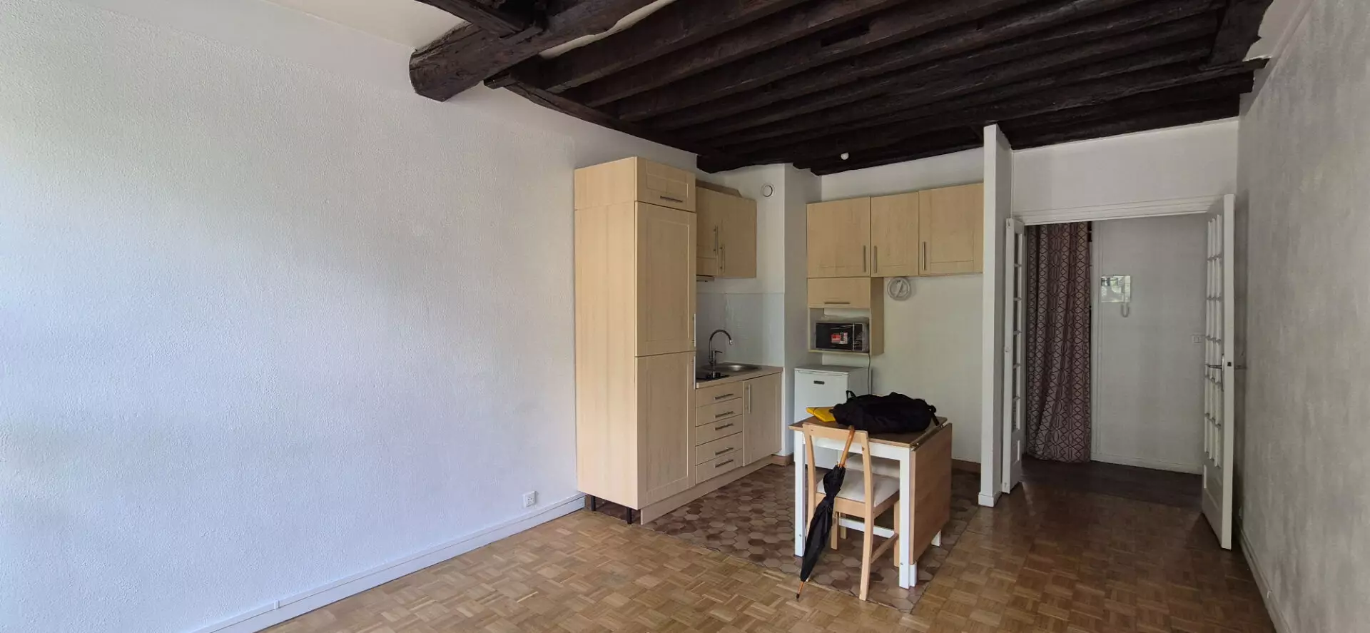 Flat Rue de Jouy in Paris