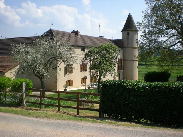Room Route du Château in Sivignon