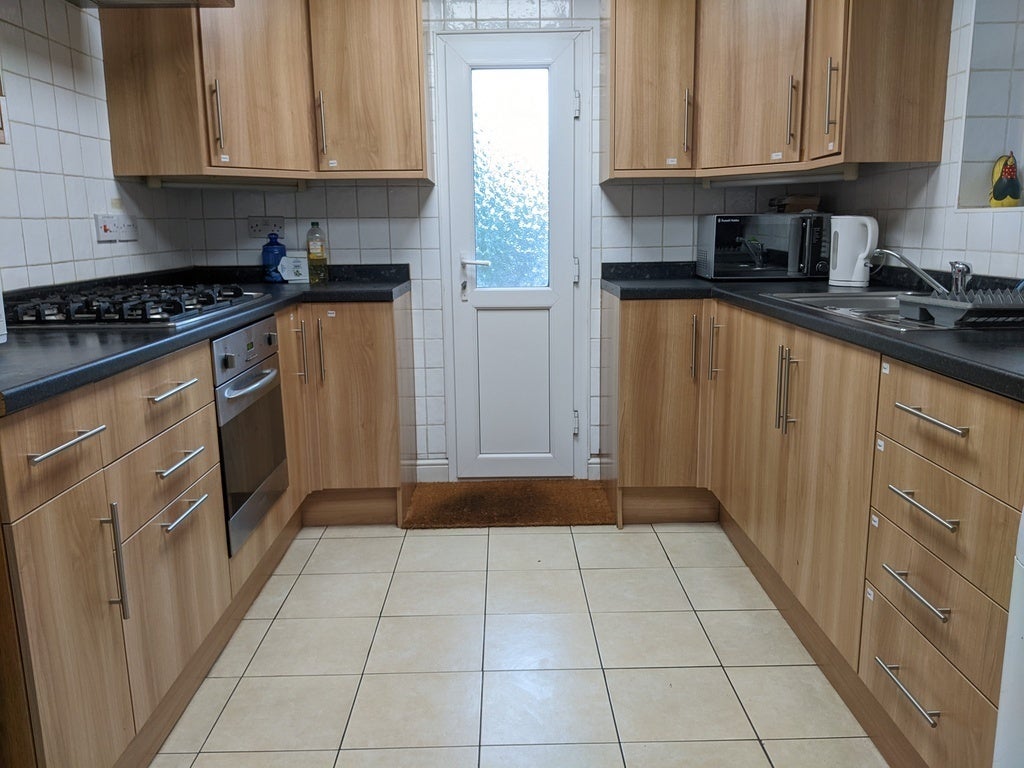 Room Browning Street in Stafford