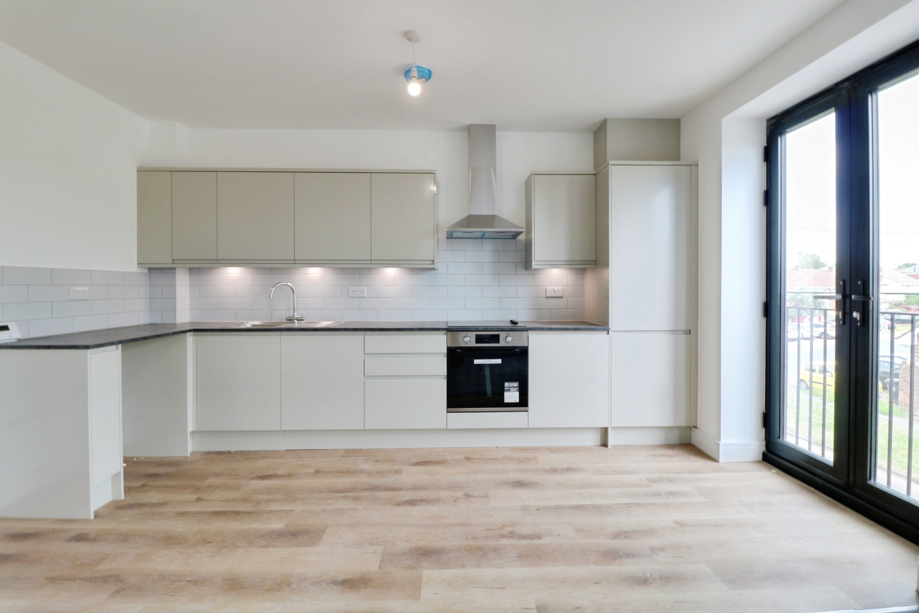Flat Spa Road in Rochford