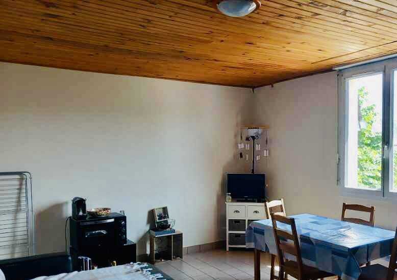 Chambre Rue des Ponts-de-Cé à Angers