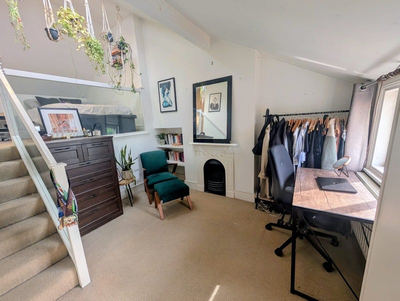 Room Harberton Road in Greater London