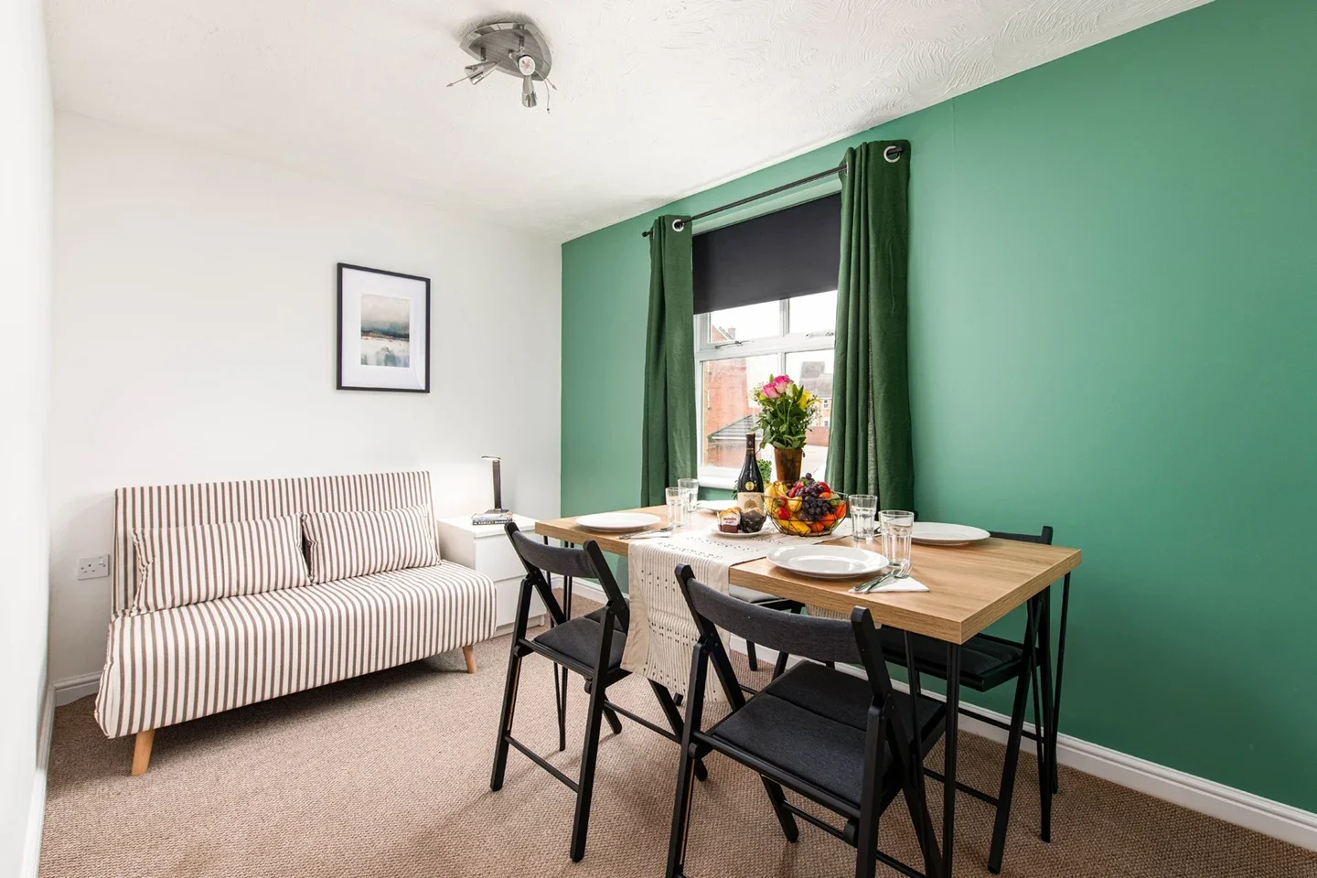 Flat Jellicoe Avenue in Bristol