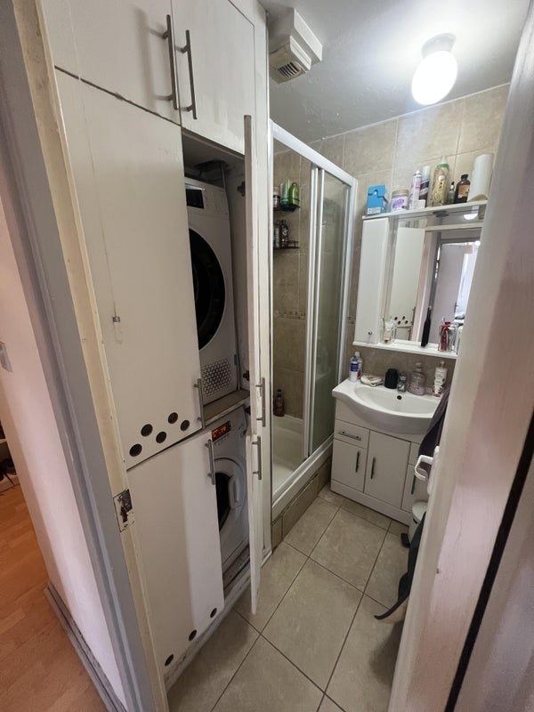 Room Eldon's Passage in Greater London