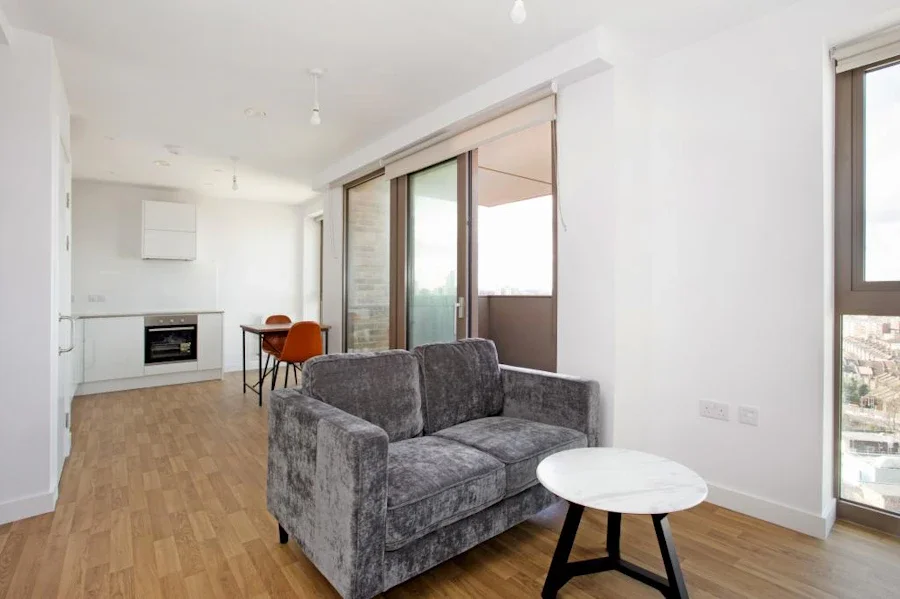 Flat Seven Sisters Road in Greater London