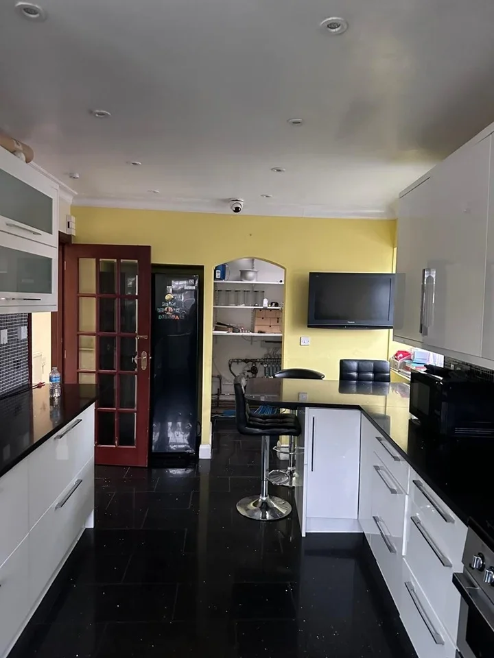Room Marlborough Road in Slough