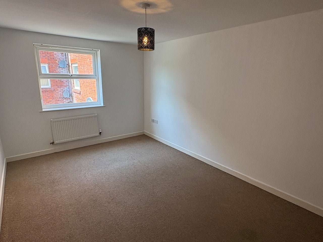 Flat East Prescot Road in Liverpool