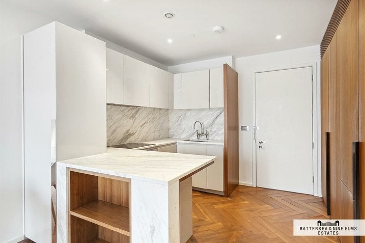 Flat New Union Square in Greater London