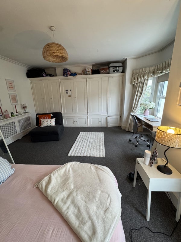 Room Haldon Road in Greater London
