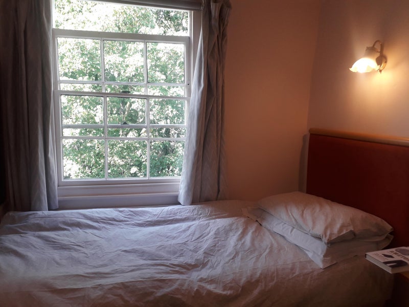 Room Vincent Terrace in Greater London