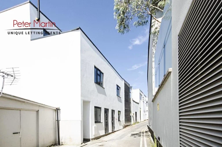 House Portsdown Mews in Greater London