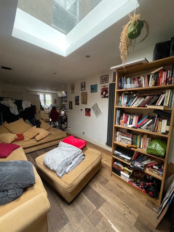 House Chilton Street in Greater London