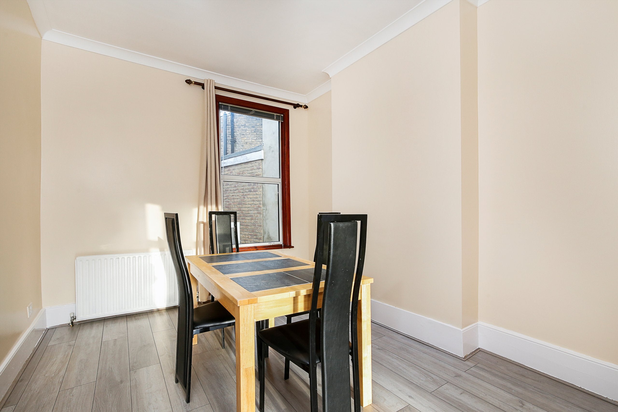 House Inverine Road in Greater London