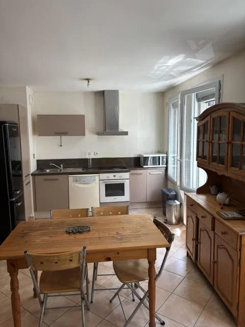 Appartement Rue Transversale à Lyon