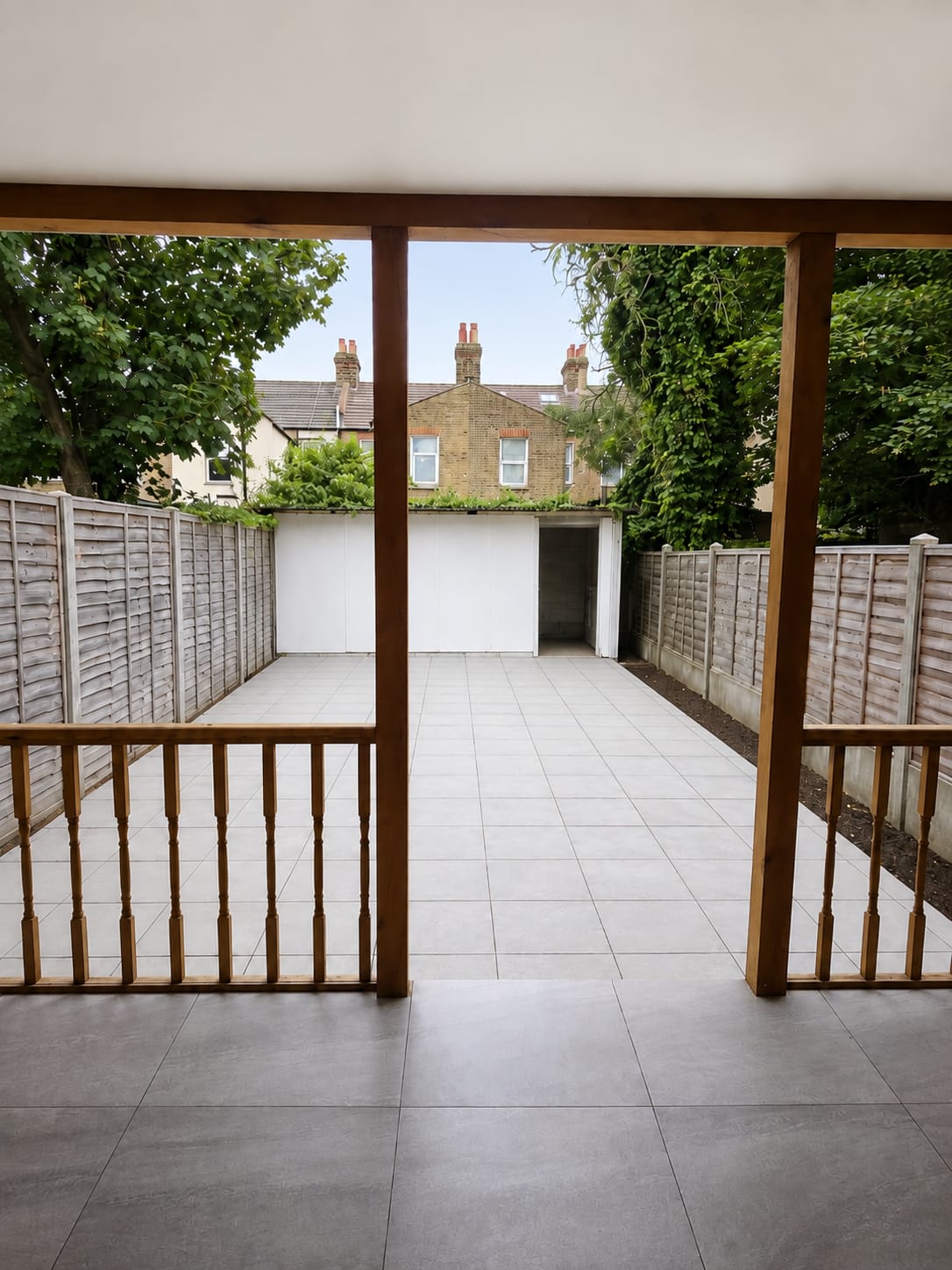 House Kingston Road in Greater London
