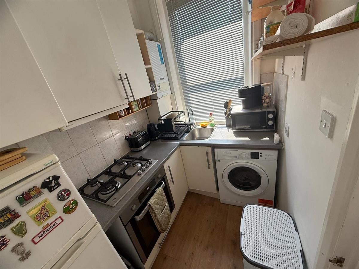 Flat Heath Road in Greater London